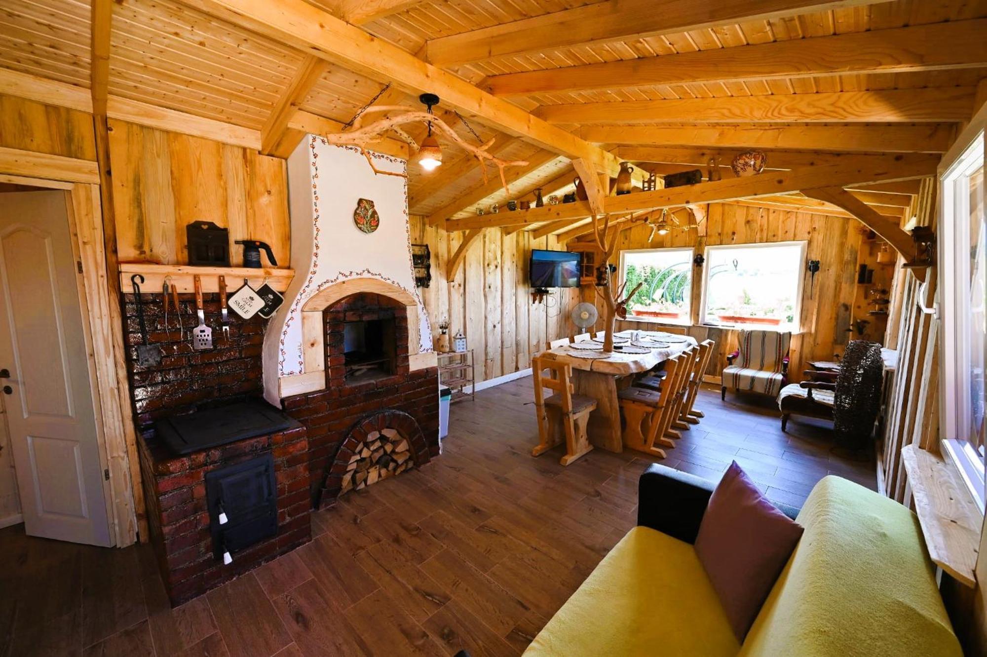 Casa De Lemn Villa Rîşnov Exterior foto
